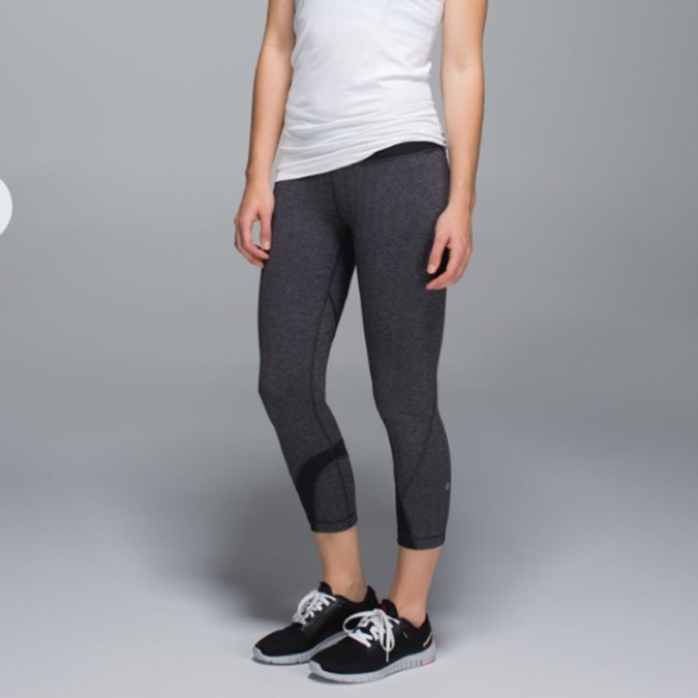 Lululemon Inspire Crop II All Luxtreme Giant Herringbone Heathered Black / Black